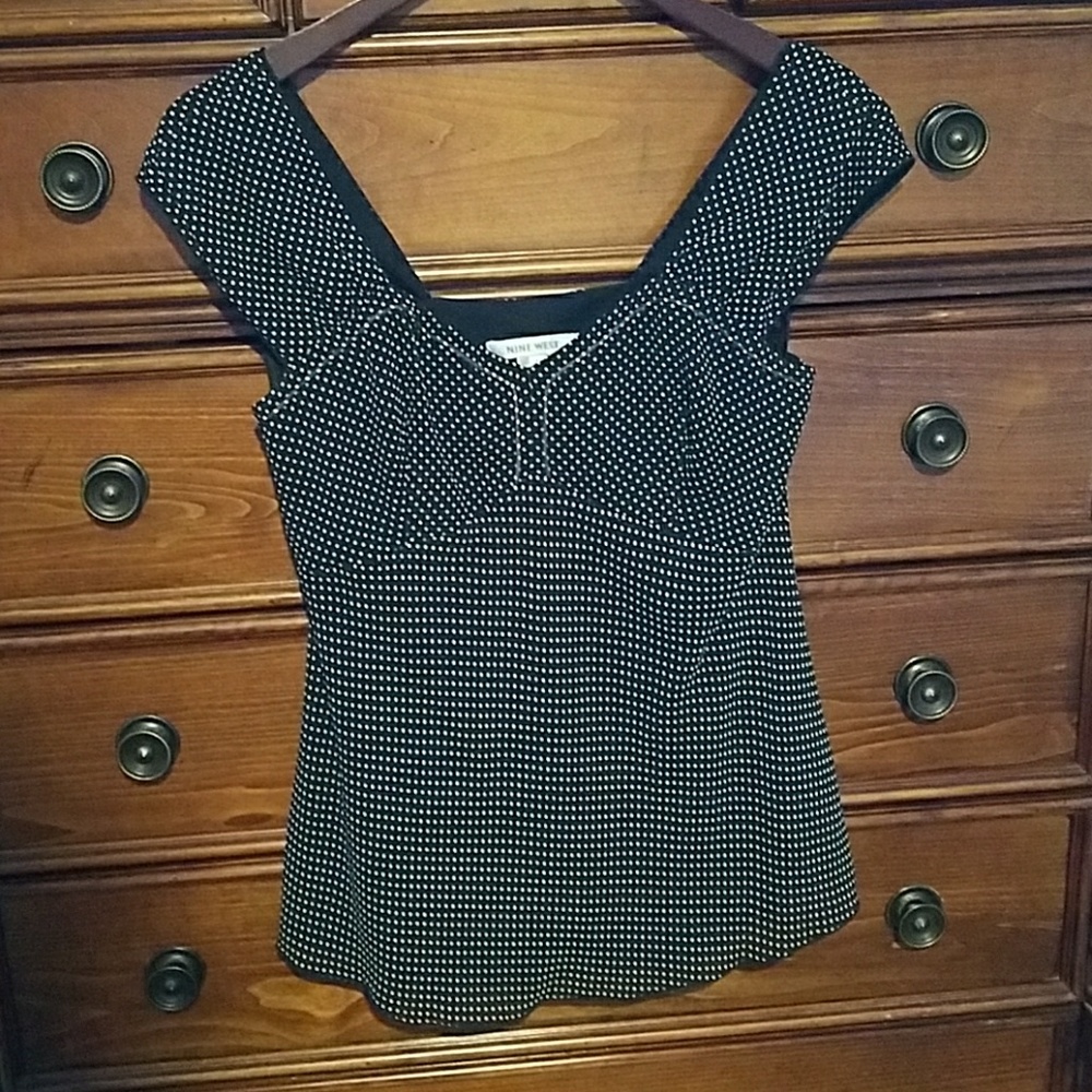 Nine West sleeveless blouse
